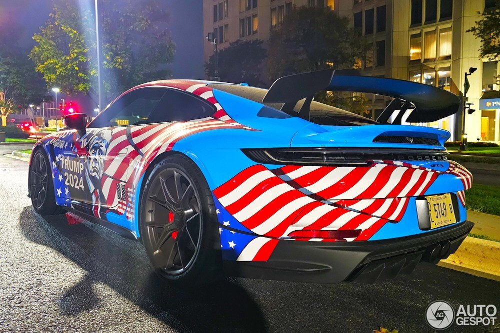 Chiếc Porsche 911 đặc biệt mừng ông Donald Trump thắng cử - 6