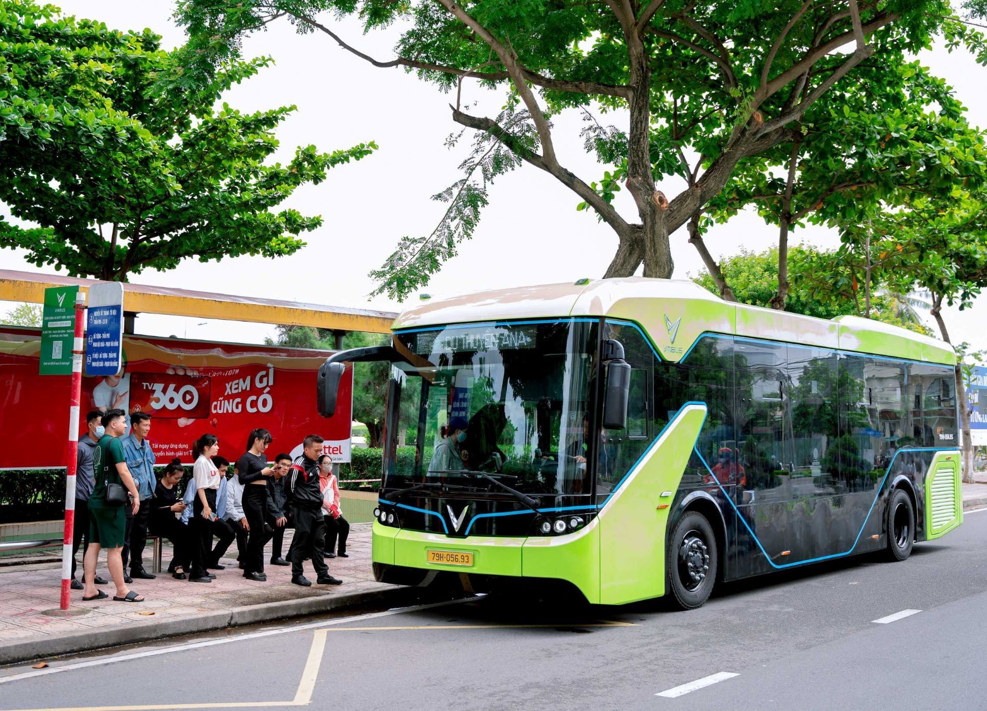 Người dân và du khách Nha Trang hào hứng trải nghiệm buýt điện VinBus - 2