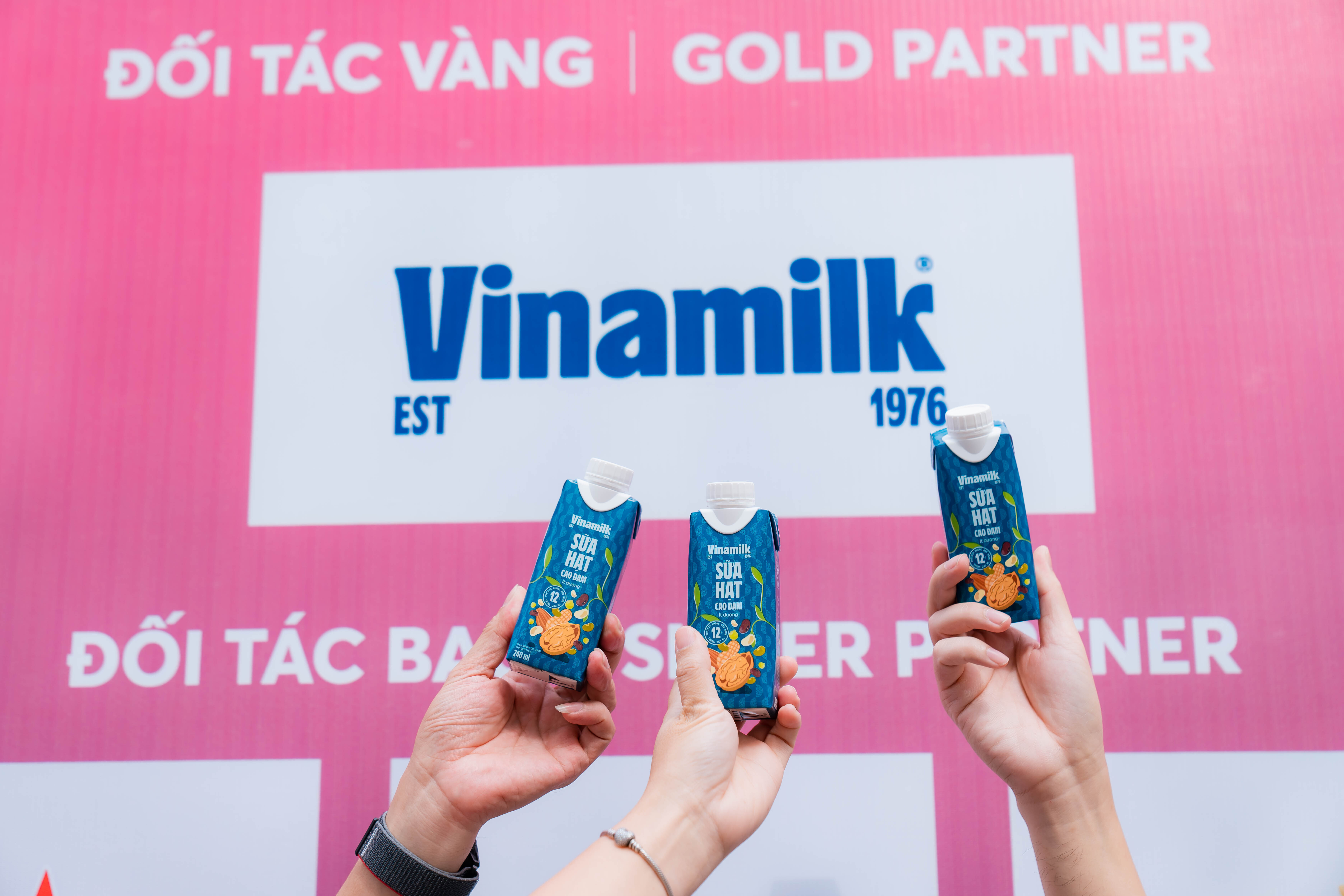 Sữa hạt cao đạm Vinamilk có trong race-kit của 11.000 runner.