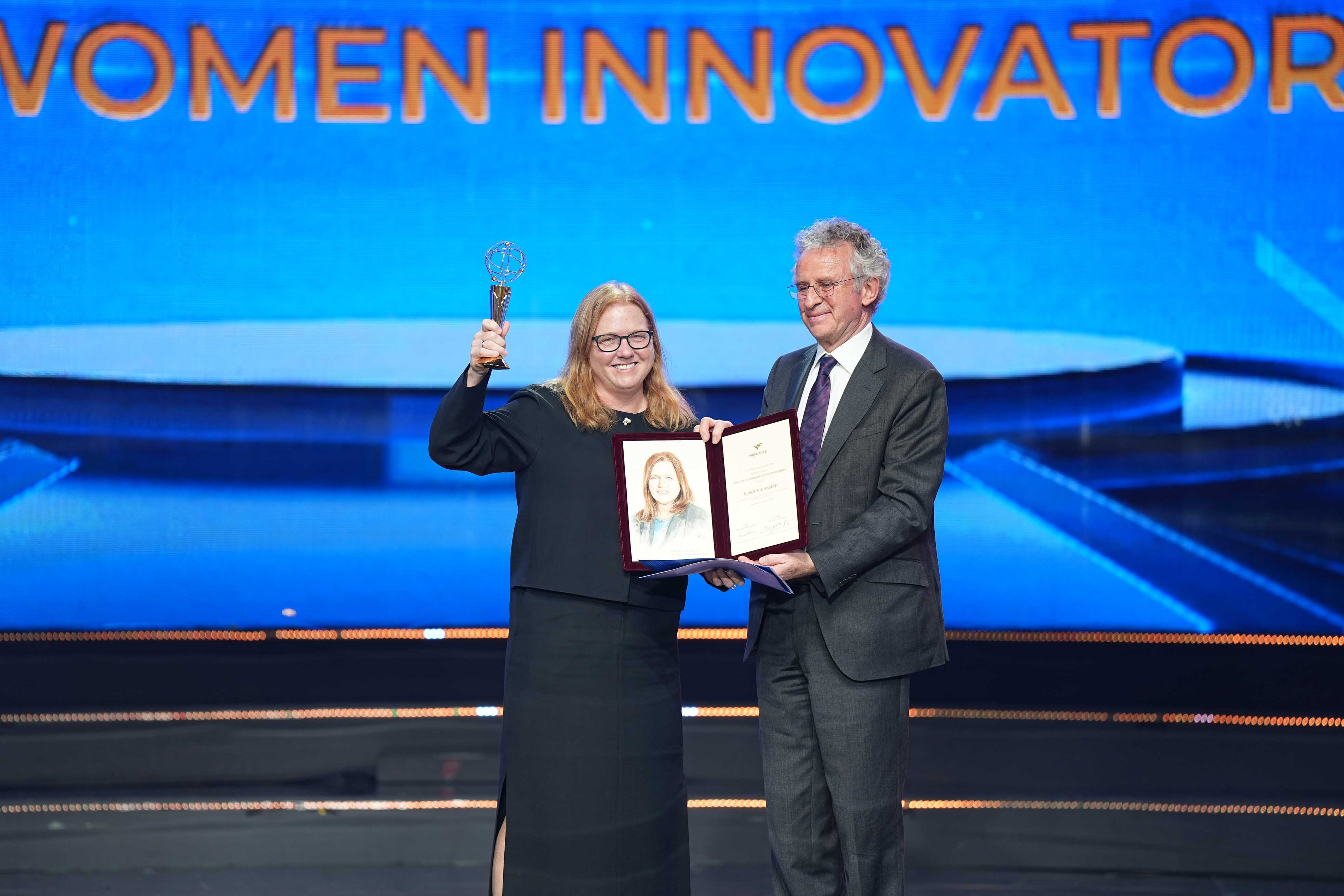 Giải Đặc biệt VinFuture 2024 dành cho nhà khoa học nữ.