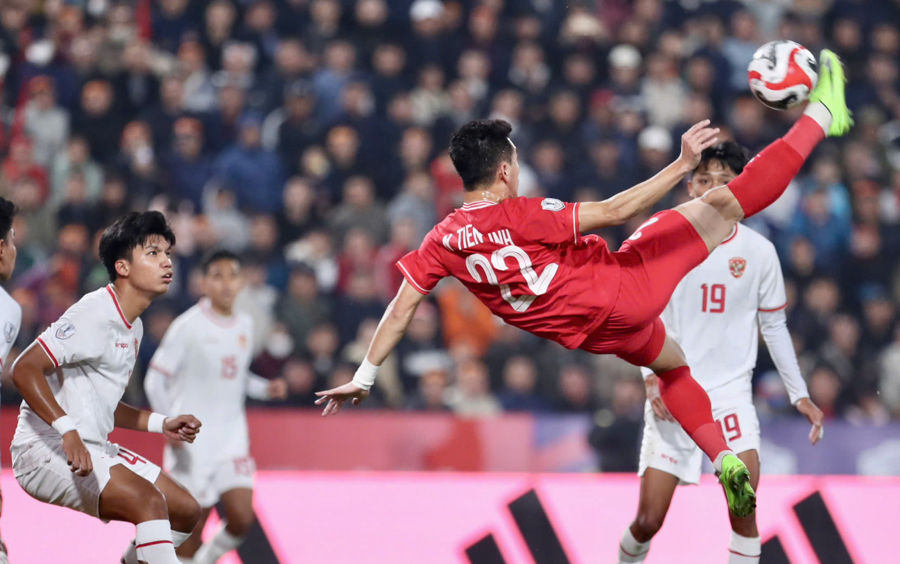 HLV Shin Tae Yong bị chủ tịch LĐBĐ Indonesia nhắc nhở "than vãn ít thôi" 3 Việt Nam 1-0 Indonesia