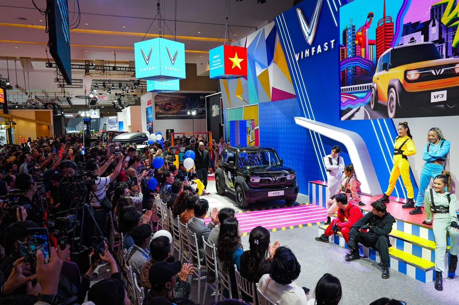 VinFast công bố mở bán mini-SUV VF 3 và chính sách miễn phí sạc tại Indonesia - 2