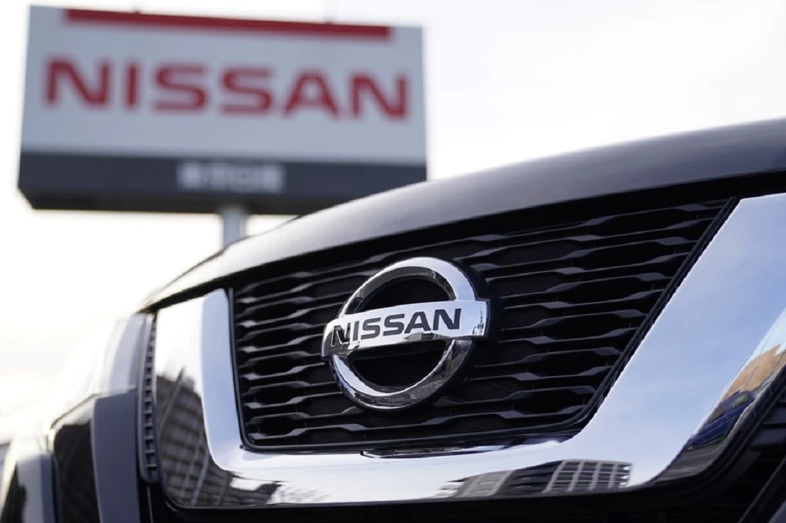 Vừa hủy sáp nhập với Honda, Nissan đã hé lộ loạt xe xanh mới - 1