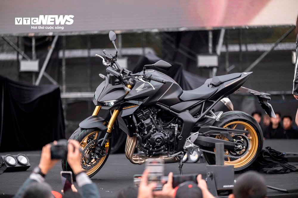 Honda CB1000 Hornet chính thức đến với các biker Việt.