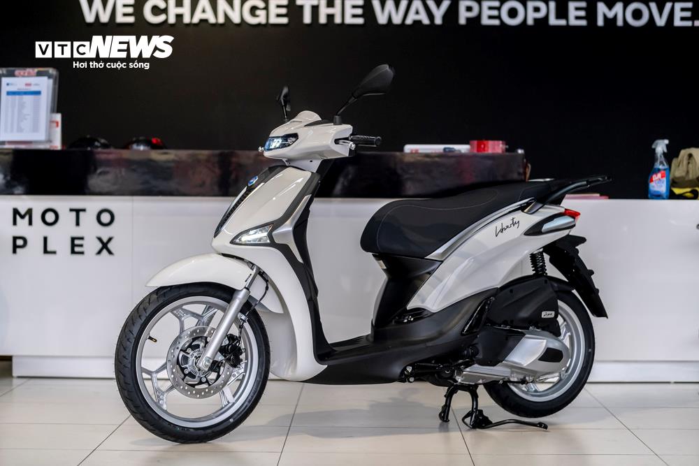 Piaggio Liberty 2025 mới được ra mắt với đường nét sắc sảo và góc cạnh hơn.