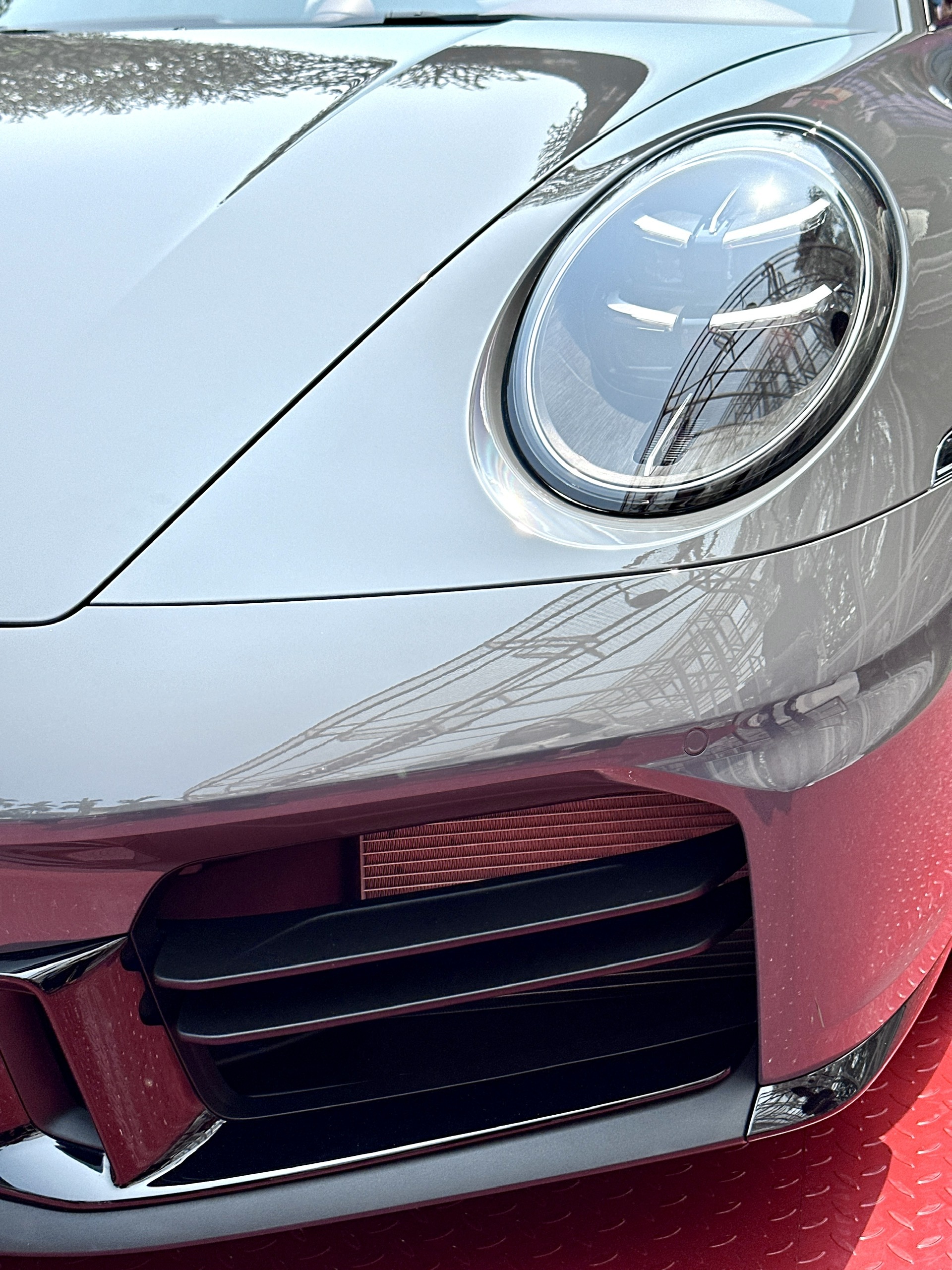 Porsche 911 mới có bản hybrid, người Việt phải chờ 6-8 tháng để nhận xe - 3