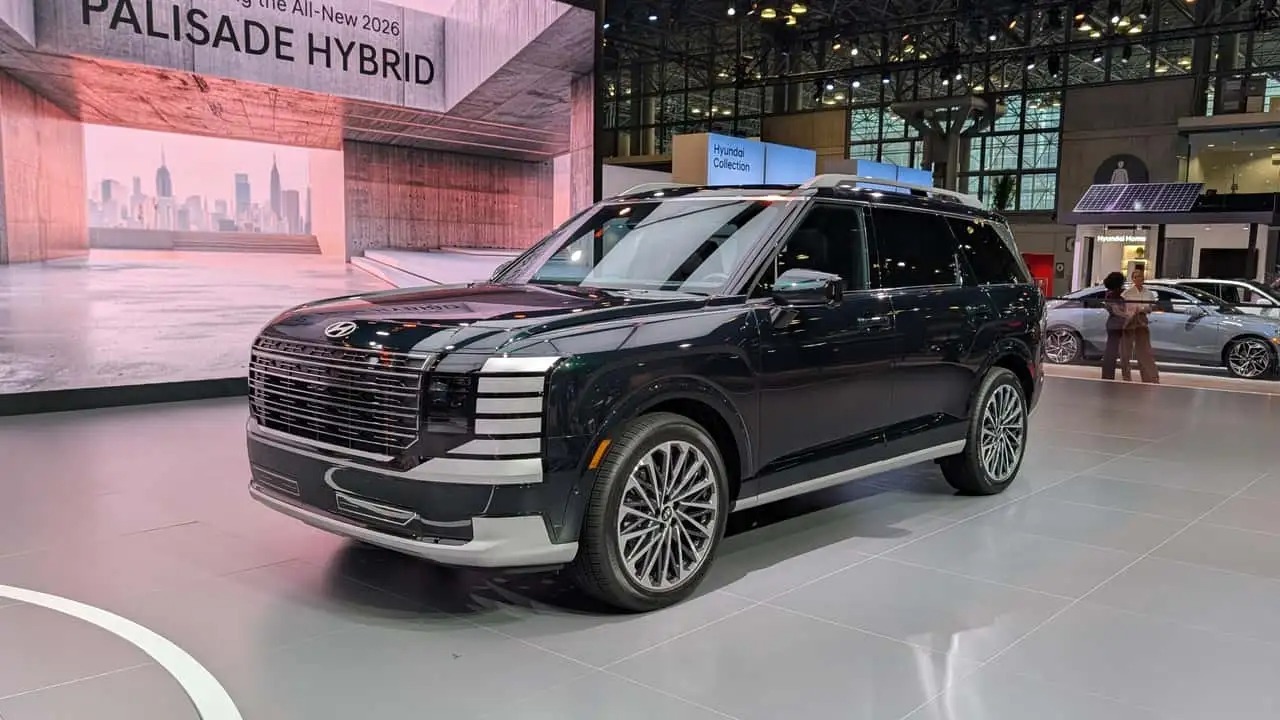 Hyundai Palisade Hybrid 2026 với phạm vi hoạt động ấn tượng gần 1.000 km.