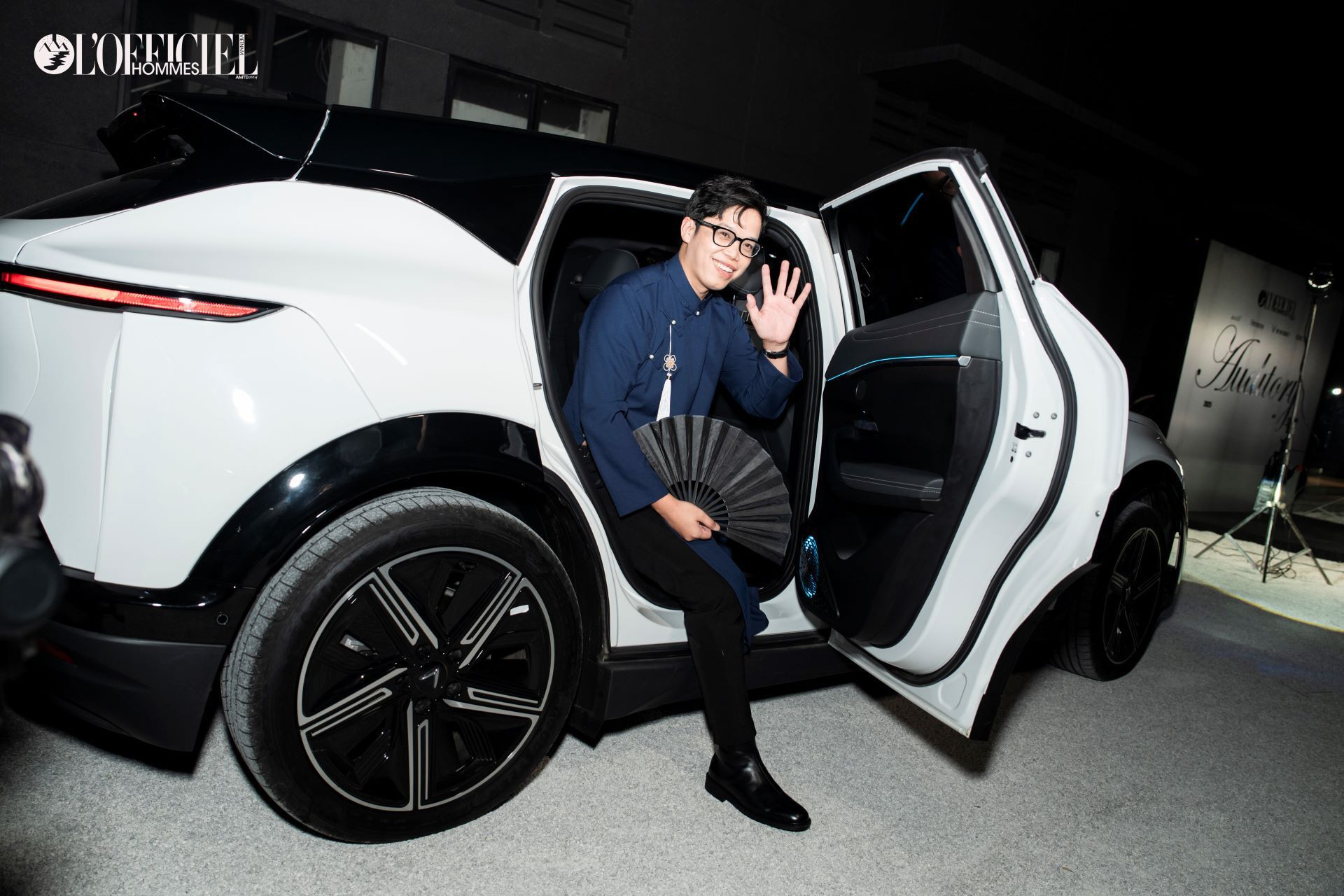 Nguyễn Hữu Anh – CEO của The First Management - ấn tượng với độ êm ái khi di chuyển của VinFast VF 7.