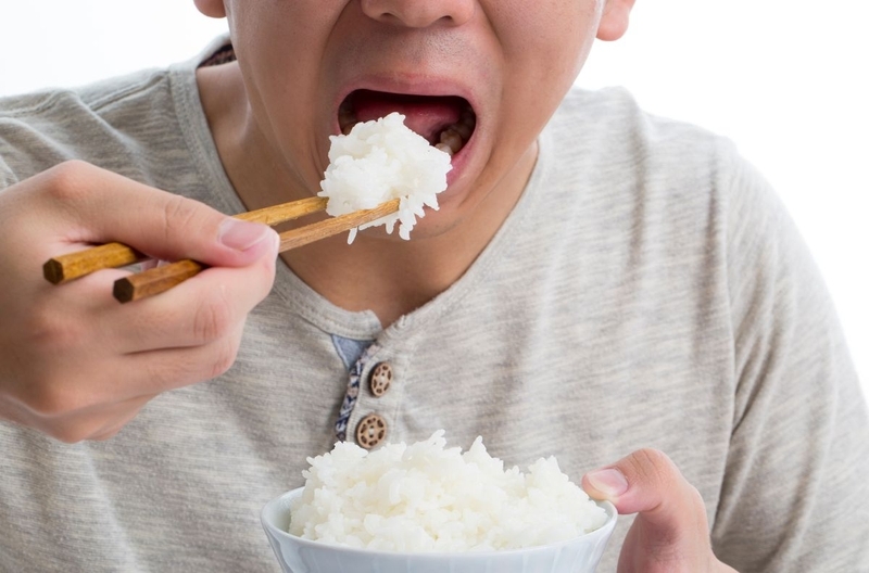 Cơm từ gạo tẻ chứa hàm lượng tinh bột cao. (Ảnh minh hoạ)