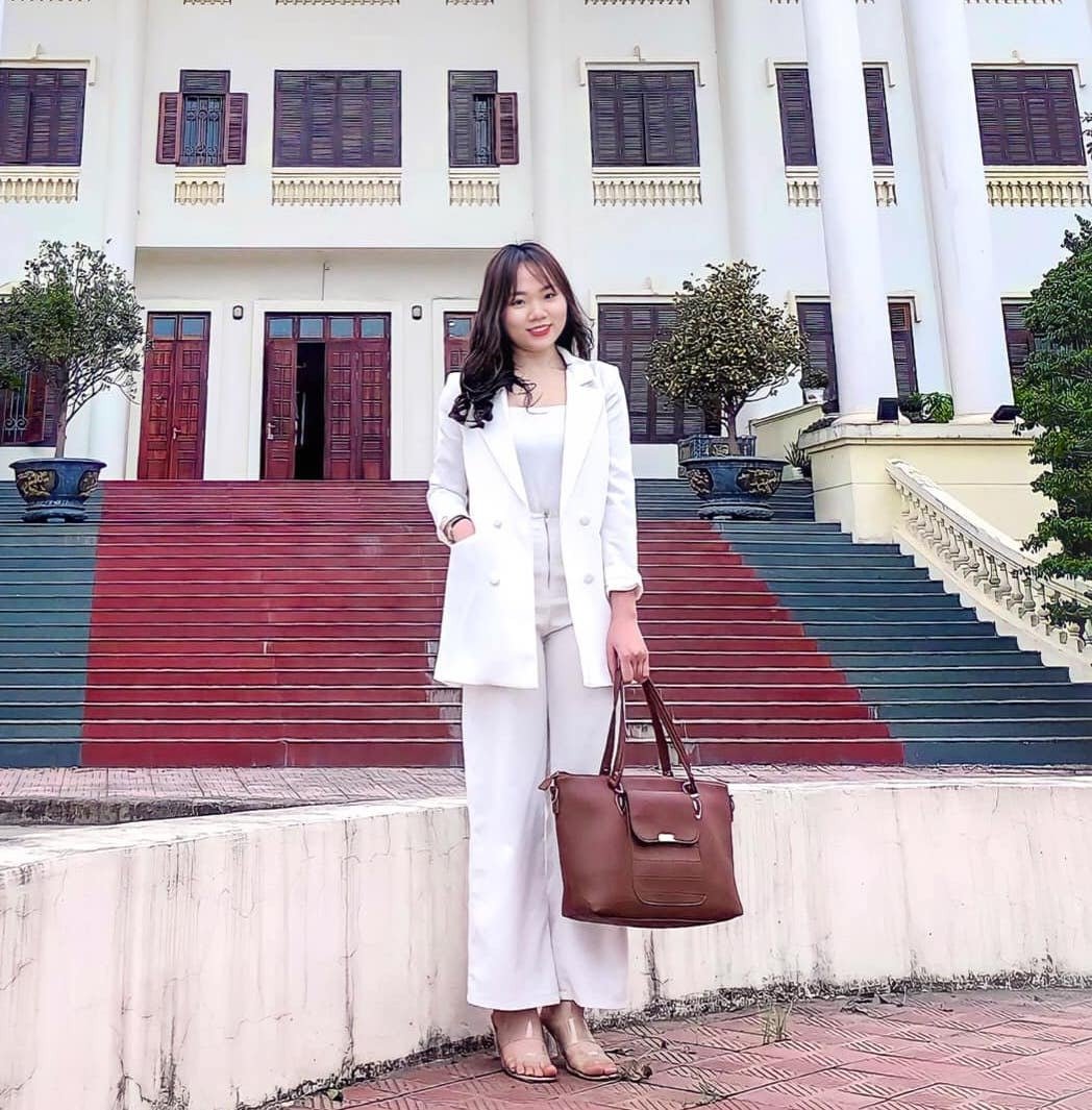 Cô nàng gen Z Trịnh Thị Biển.