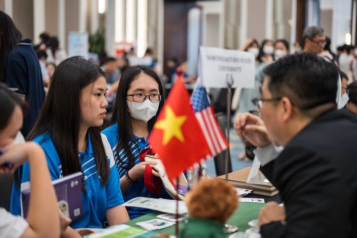 Học sinh Việt như