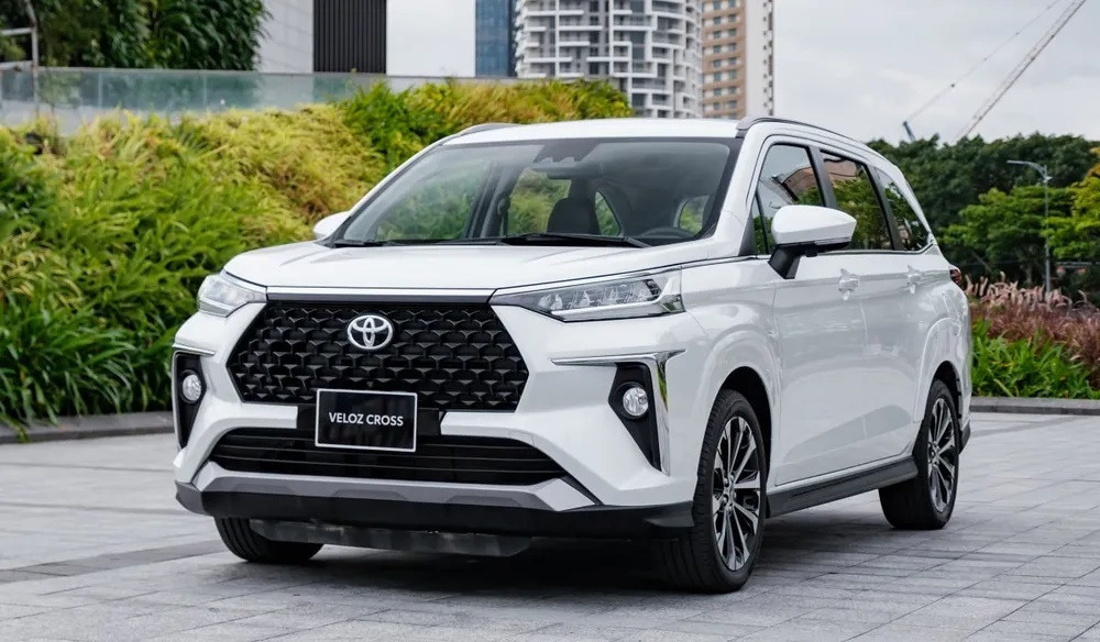 Toyota Veloz Cross liên tục được giảm giá từ đầu năm nhưng vẫn chưa thể thu hẹp khoảng cách với Xpander.