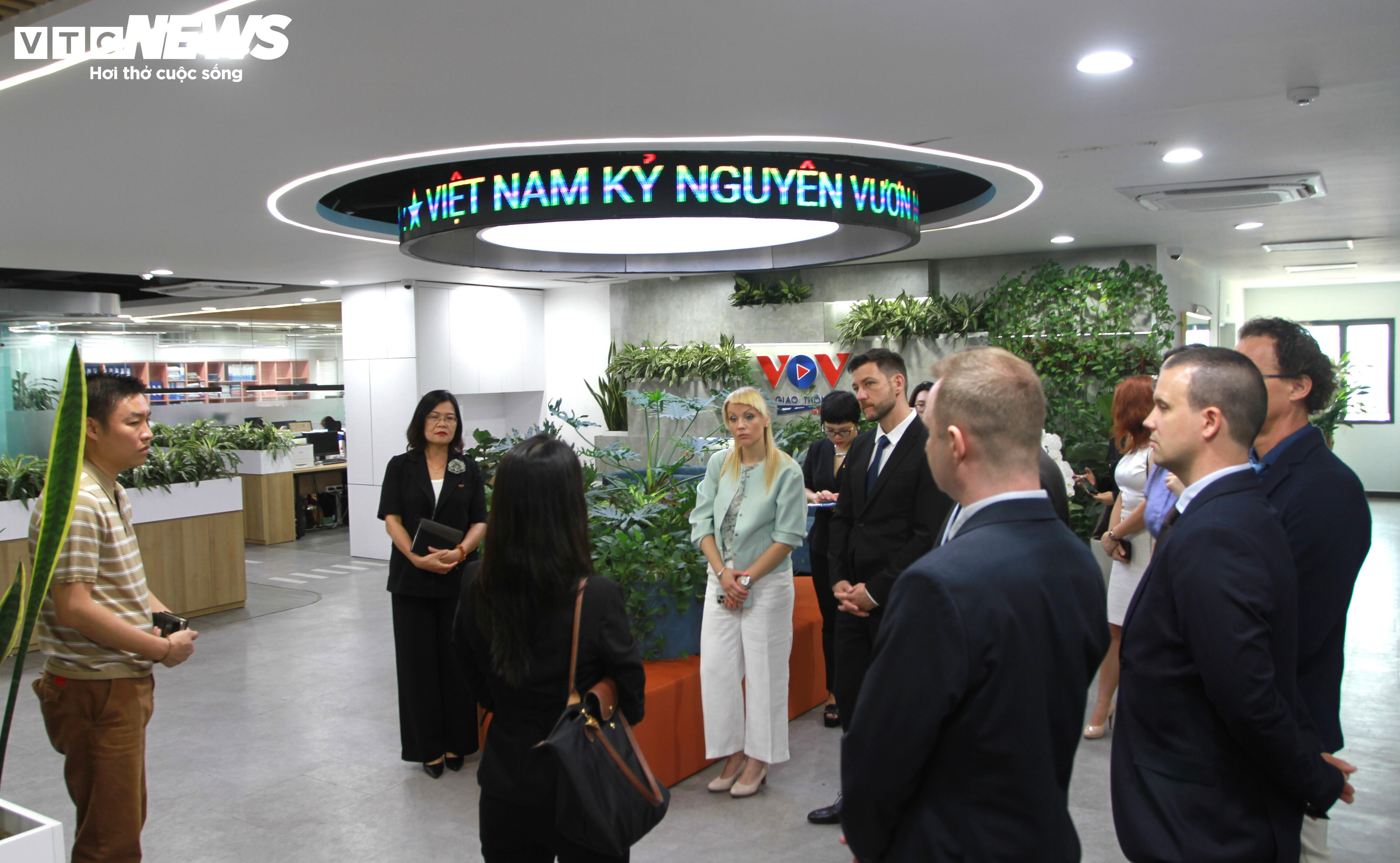 VOV ký thỏa thuận hợp tác với Cơ quan Quản lý truyền thông Hungary - 9