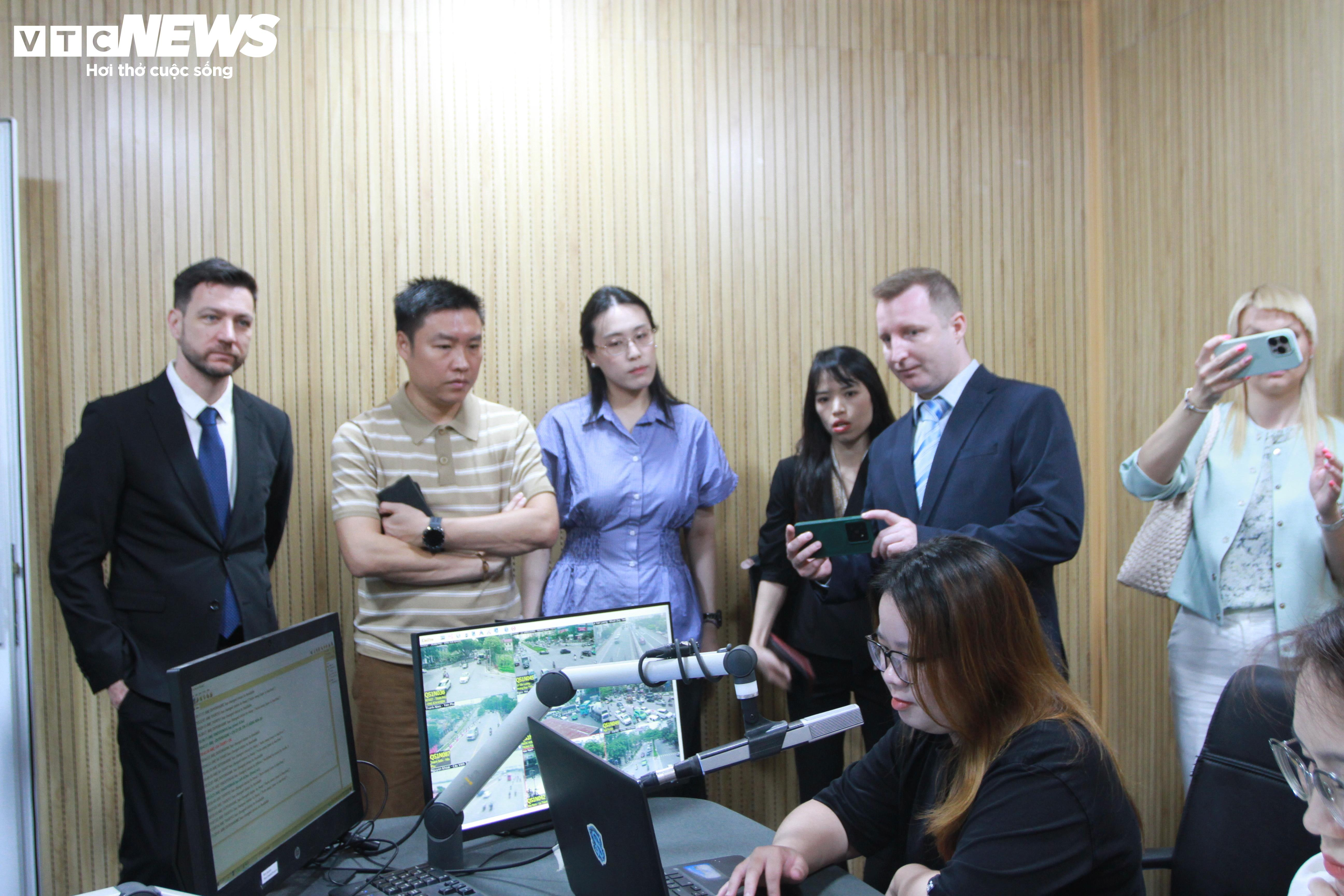 VOV ký thỏa thuận hợp tác với Cơ quan Quản lý truyền thông Hungary - 12