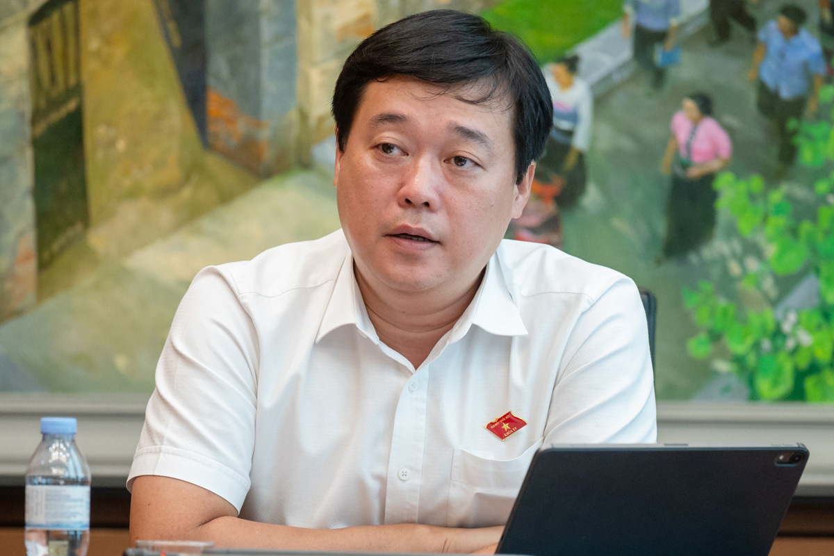 Ông Lê Quốc Phong, Trưởng đoàn ĐBQH khóa XV tỉnh Đồng Tháp.
