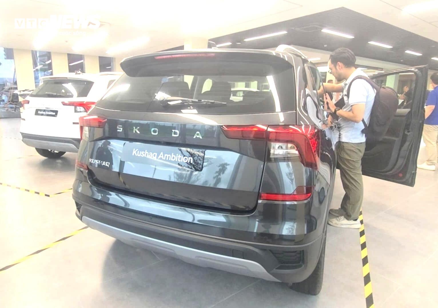 Phía sau Skoda Kushaq. (Ảnh: Kỳ Anh)