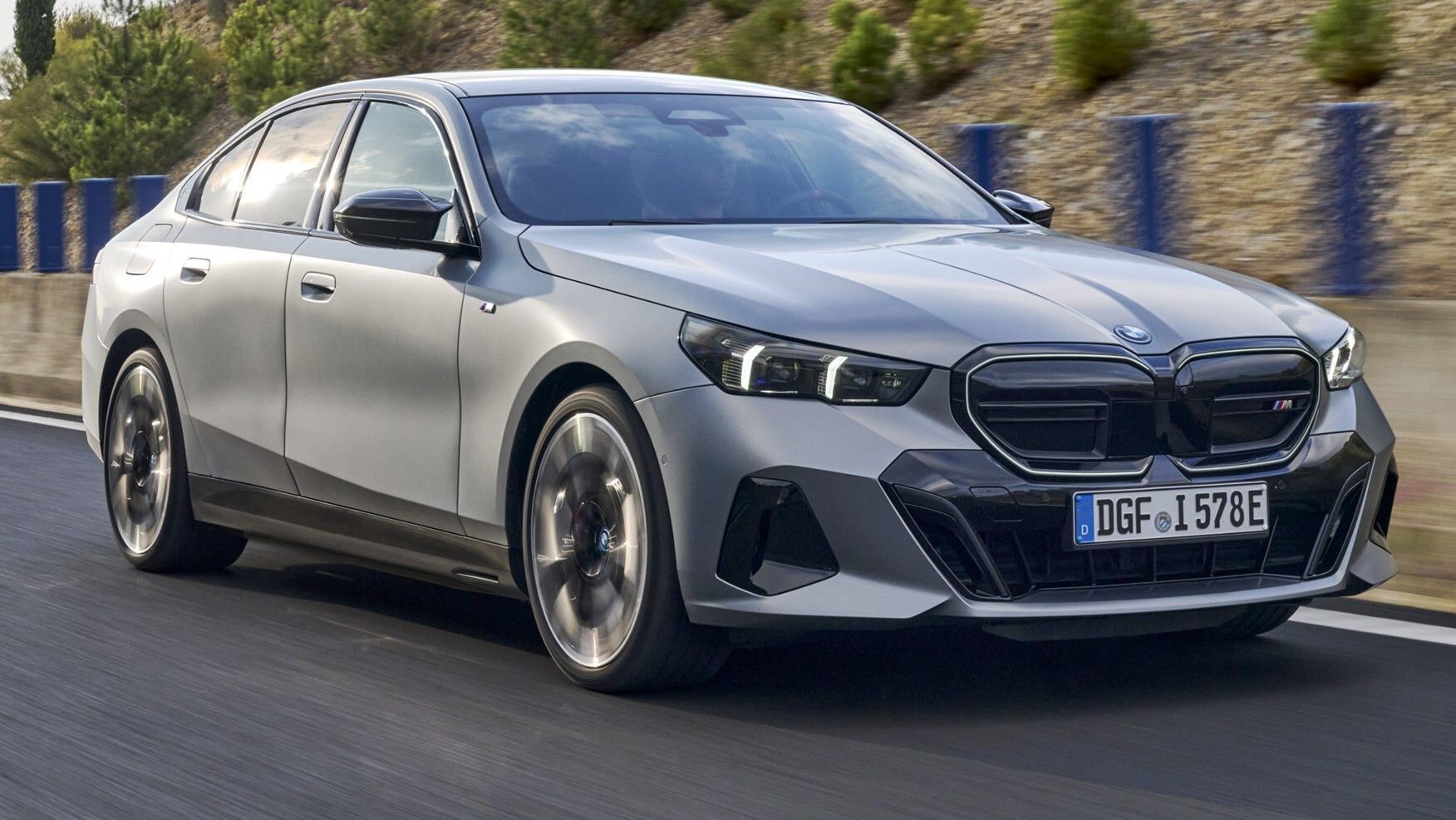 Lỗi này khiến xe bị mất công suất đột ngột khi đang di chuyển, tiềm ẩn nguy cơ tai nạn giao thông. (Nguồn: BMWSite)