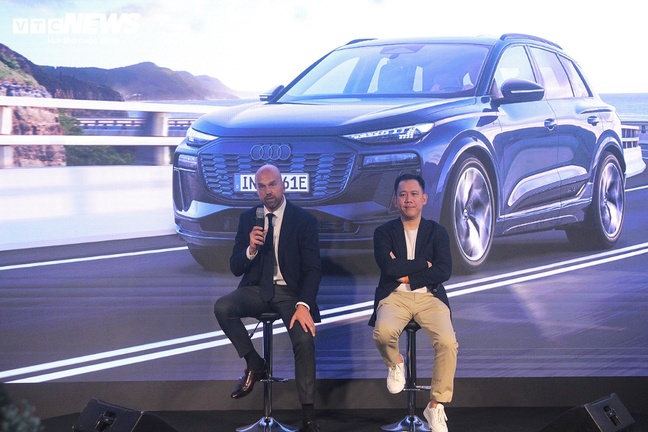Đại diện Audi Việt Nam chia sẻ thông tin với báo chí. (Ảnh: Mạnh Hùng)