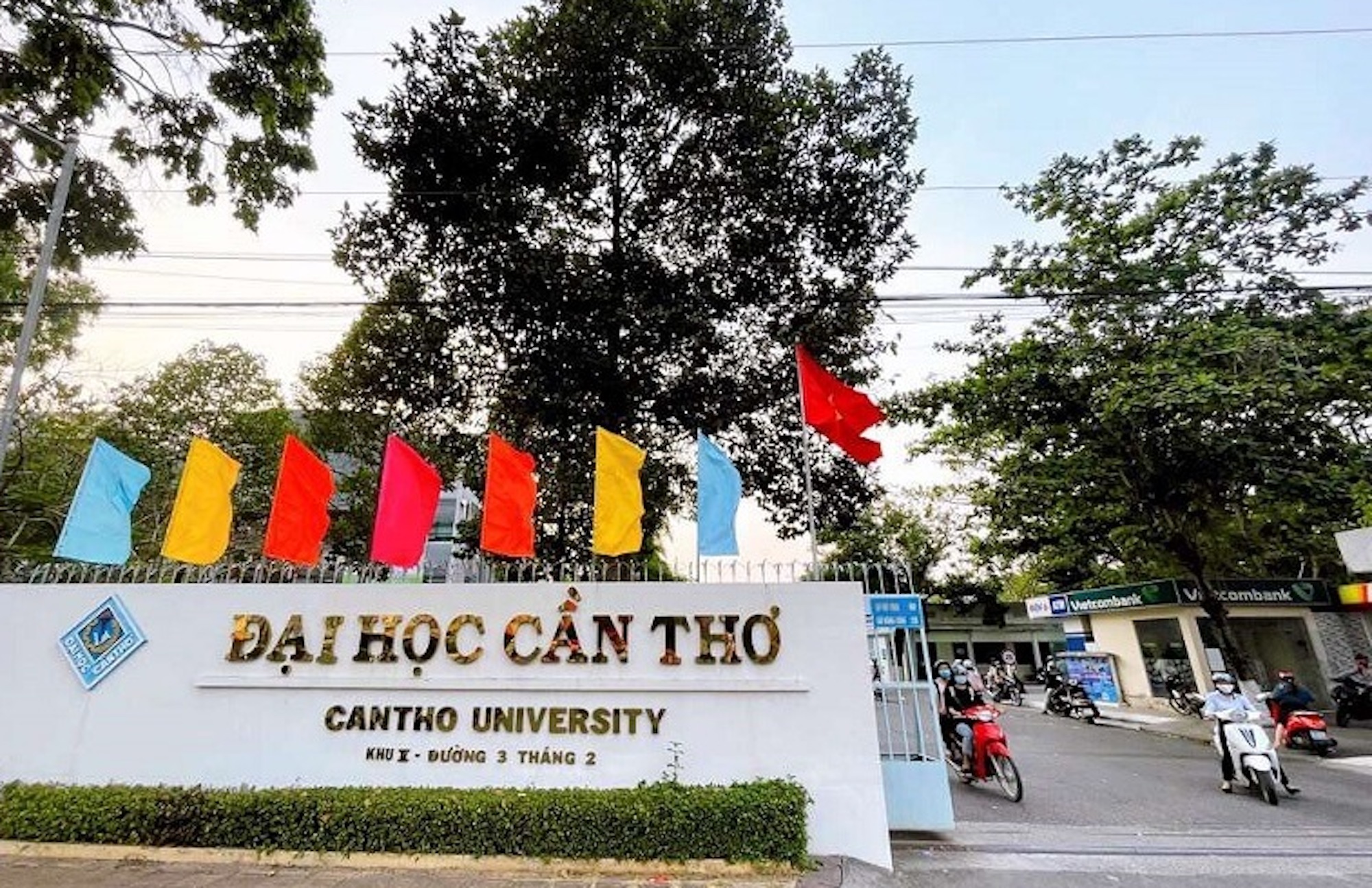 Đại học Cần Thơ.