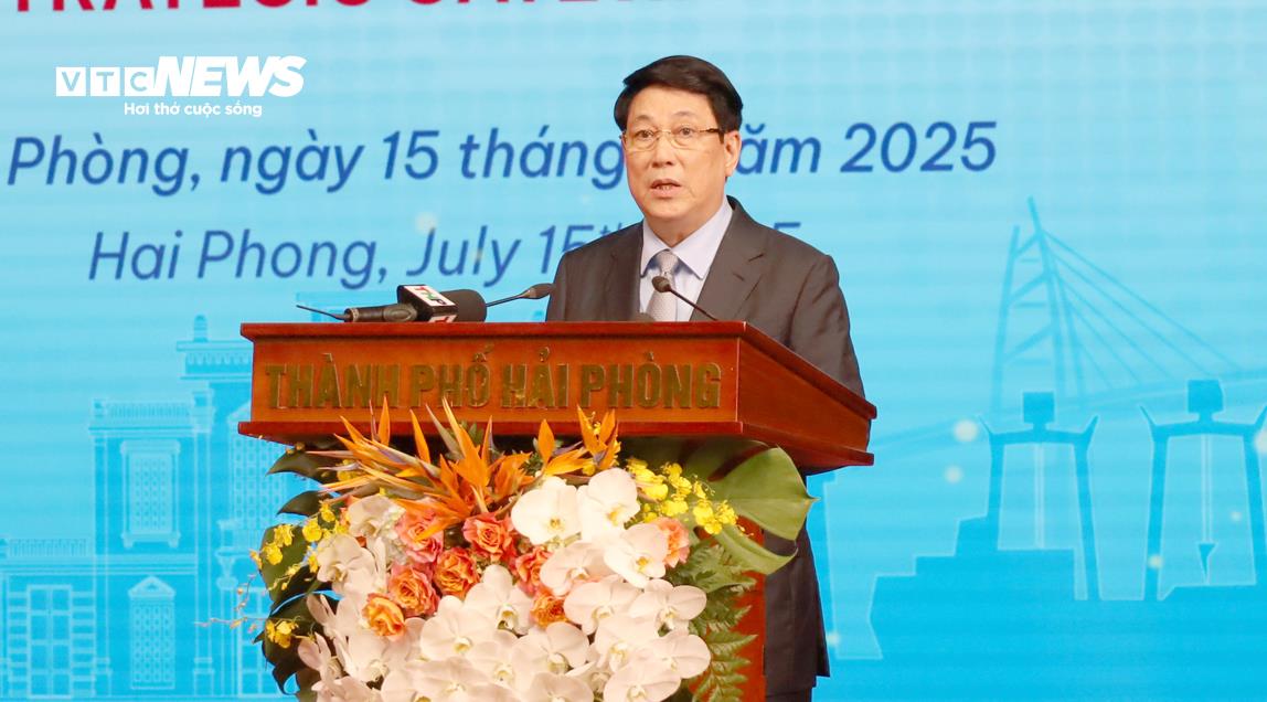 President Luong Cuong gave a speech at the conference.