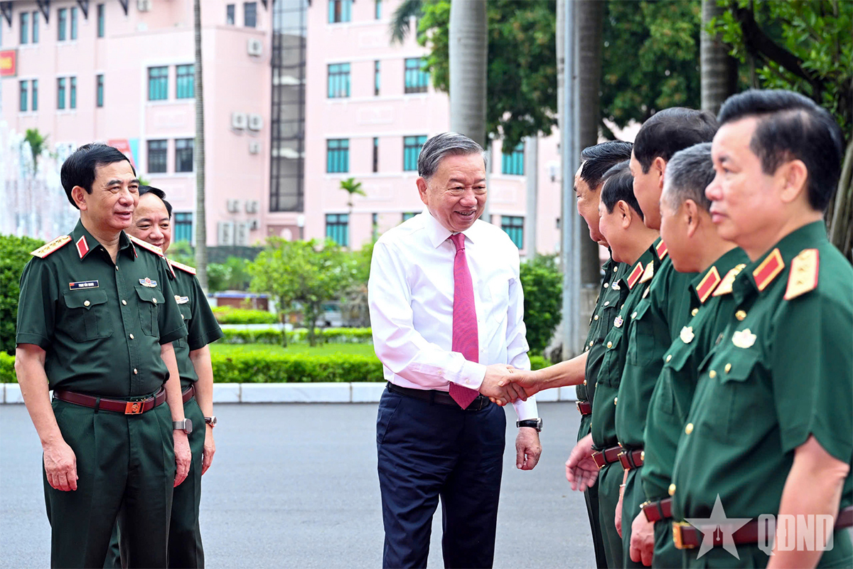 Lãnh đạo Bộ Quốc phòng, Tổng cục Chính trị đón Tổng Bí thư Tô Lâm đến thăm, làm việc với Tổng cục Chính trị Quân đội Nhân dân Việt Nam.
