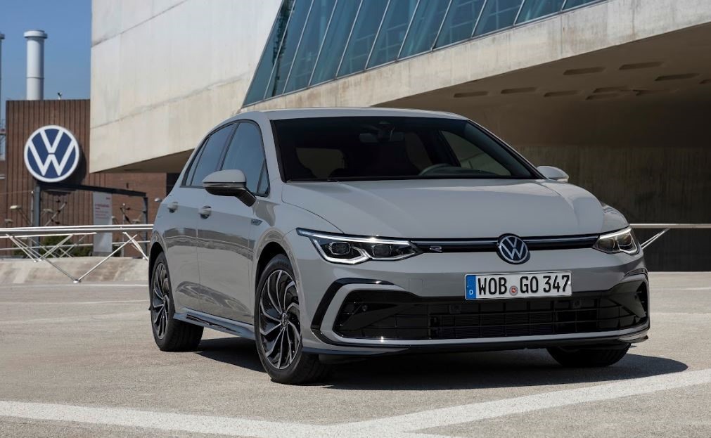 Ngoại thất thể thao của Golf 1.5 eTSI R-Line. (Ảnh: VW)