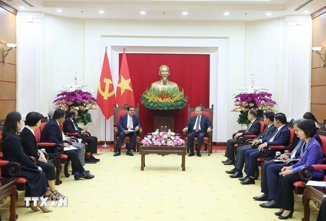 Toàn cảnh buổi gặp.