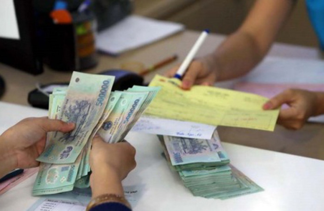 Phó Thủ tướng chỉ đạo xử lý nghiêm các hành vi dùng tiền mặt để trốn thuế. (Ảnh minh họa)