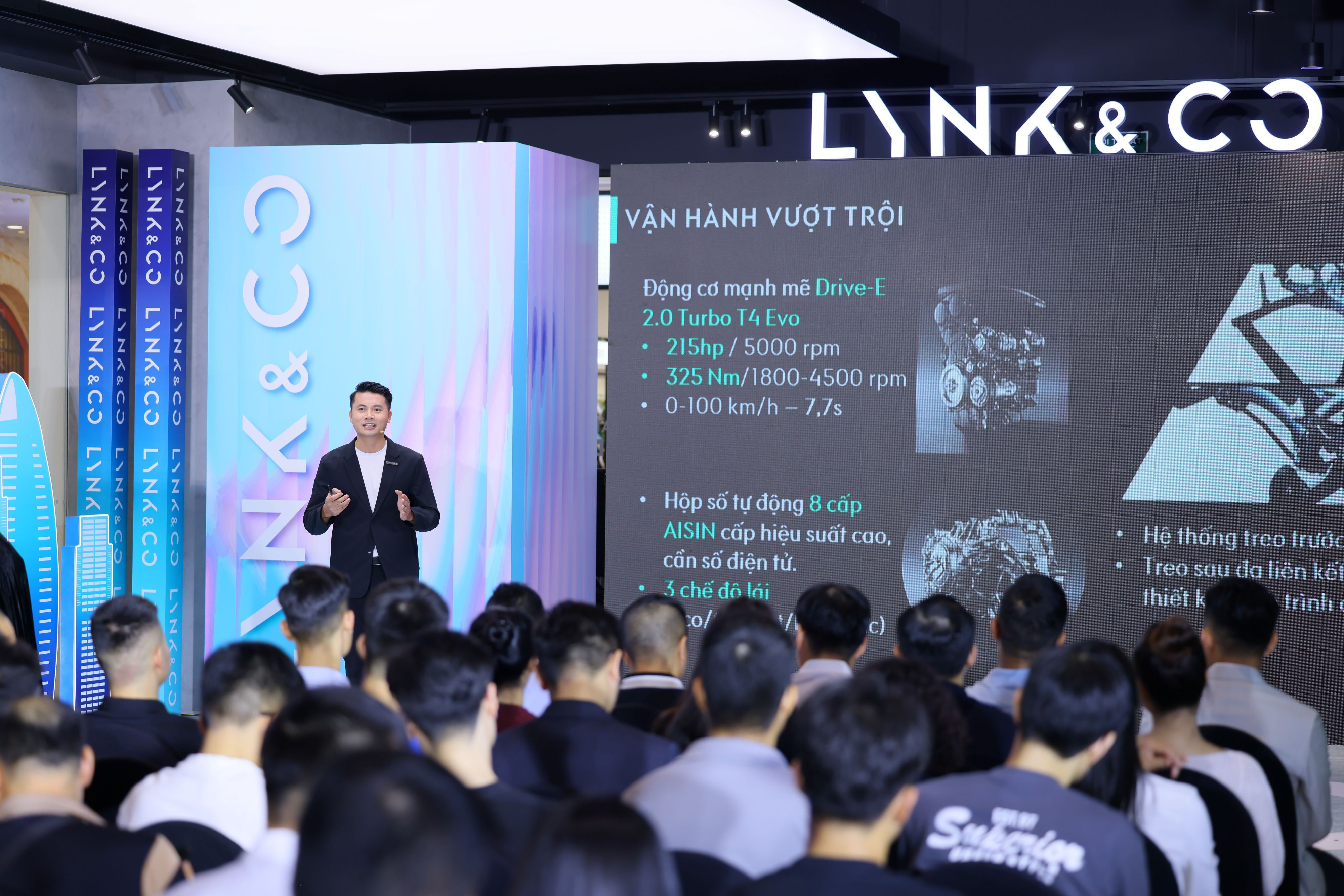 Thông số vận hành của Lynk & Co 01 Hyper. (Ảnh: L&C)