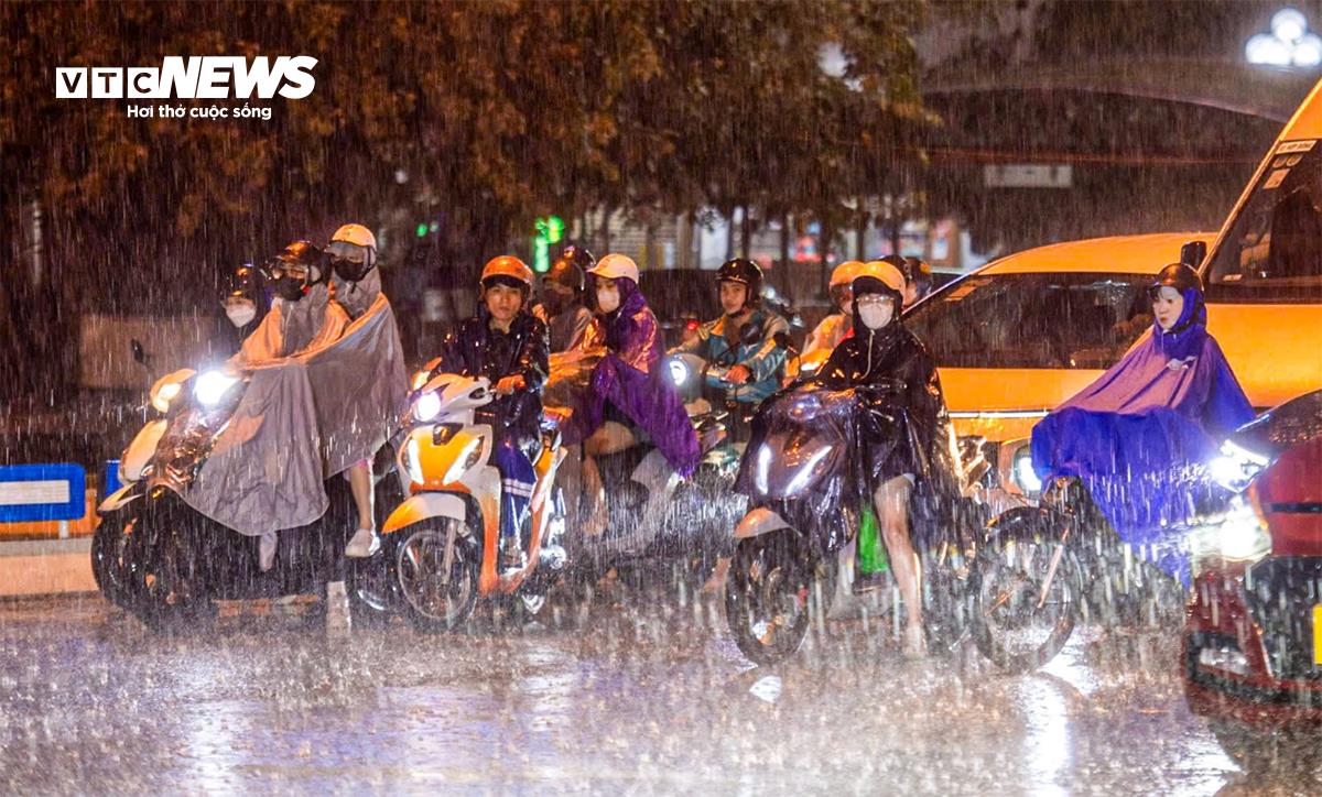 du bao thoi tiet 10 ngay 06312336 - Dự Báo Thời Tiết Hà Nội: Tạm Nắng Rồi Mưa Dông Tập Trung Chiều Tối