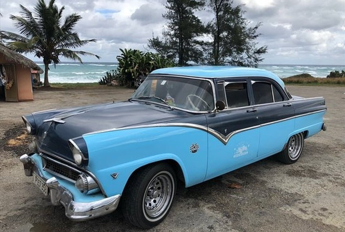 Dòng Ford Fairlane 1950. (Nguồn ảnh: Tripadvisor)