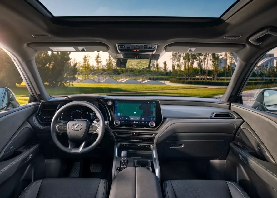 Phần lớn nội thất vẫn giữ nguyên thiết kế.