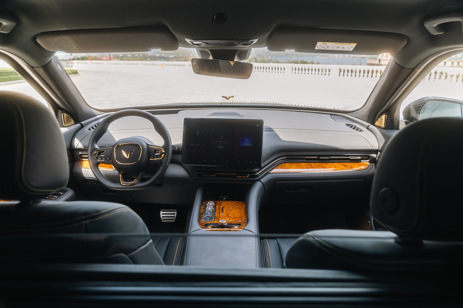 11 lần nổ mìn, bắn đạn kiểm thử dòng xe VinFast Lạc Hồng đưa đón Nguyên thủ - 4