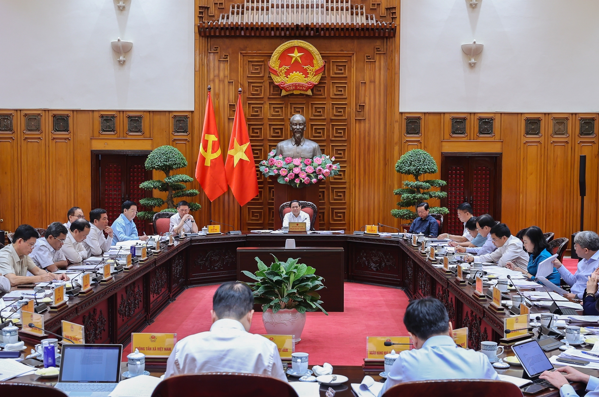 Toàn cảnh cuộc họp. (Ảnh: VGP)