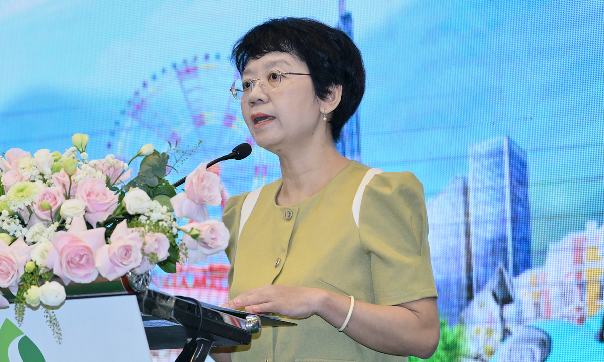Bà Nguyễn Thị Thiên Phương, Phó Cục trưởng Cục Môi trường.