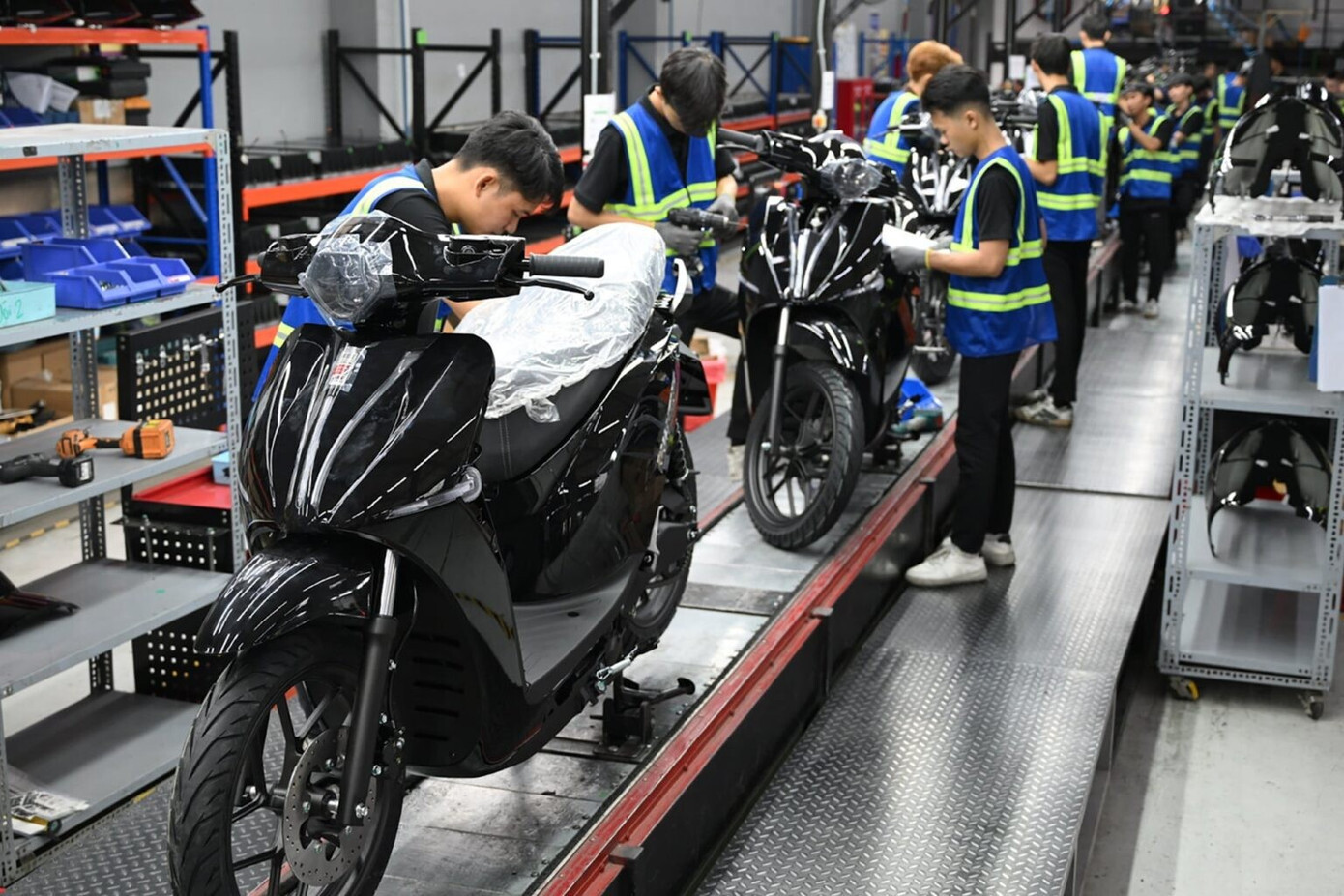 Hãng xe máy điện Việt Nam nhận khoản đầu tư 22 triệu USD - 1