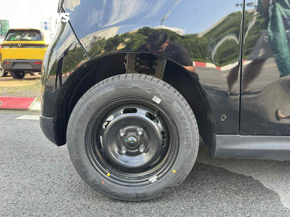 Lốp xe có thông số 155/65/13, phổ biến trên thị trường. (Ảnh: Ngọc Hải)