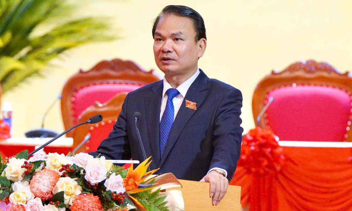 Bí thư Tỉnh ủy Phú Thọ Đặng Xuân Phong phát biểu tại phiên trù bị.