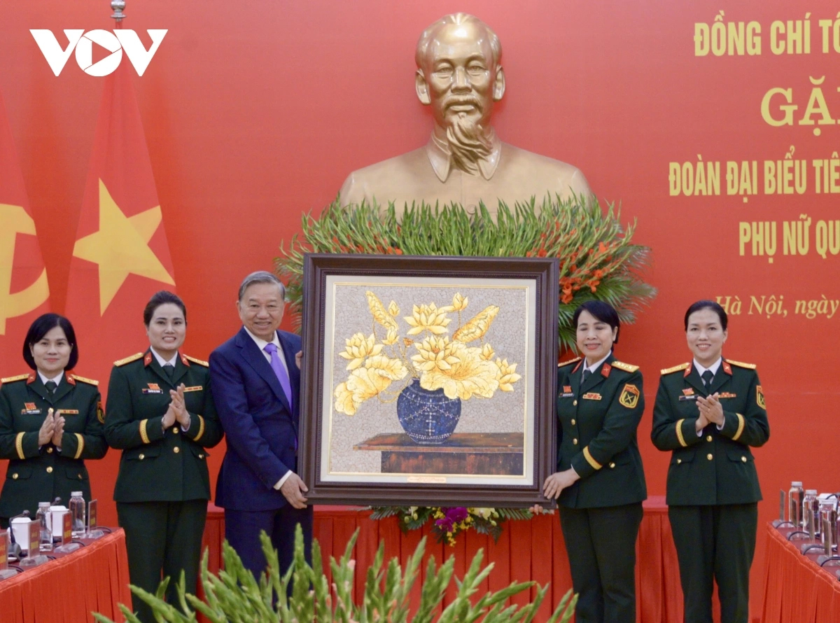 Phát huy truyền thống 'Yêu nước, đoàn kết, sáng tạo, trung hậu, đảm đang' - 3