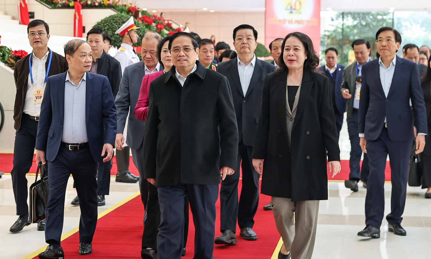 Thủ tướng Phạm Minh Chính, Phó Chủ tịch nước Võ Thị Ánh Xuân kiểm tra công tác chuẩn bị và tổng duyệt chương trình Đại hội Thi đua yêu nước toàn quốc lần thứ XI. (Ảnh: VGP)