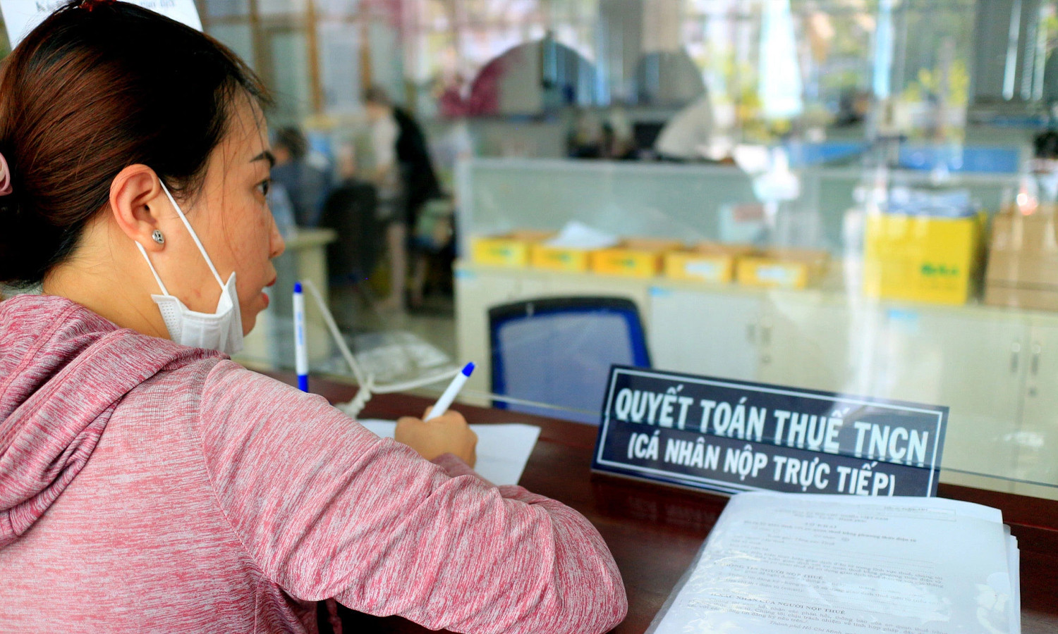 Người độc thân có thu nhập 17 triệu đồng không phải nộp thuế.