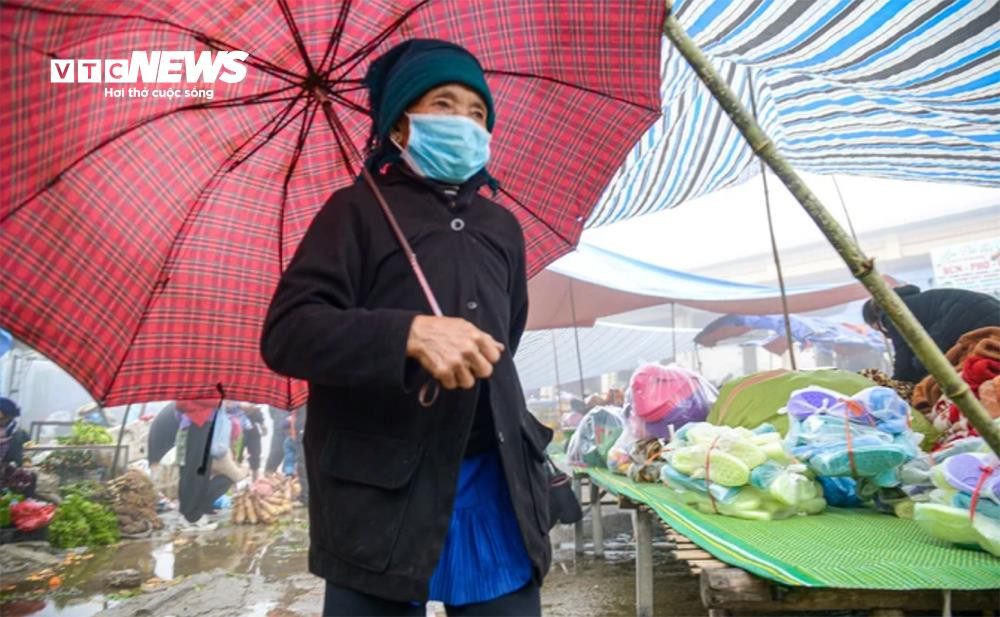 Ngày 3/1, miền Bắc rét diện rộng, vùng núi rét đậm, có nơi rét hại. (Ảnh minh hoạ: Viên Minh)