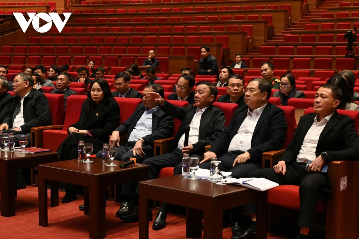 Thường trực Ban Bí thư Trần Cẩm Tú kiểm tra công tác chuẩn bị Đại hội XIV của Đảng tại Trung tâm Hội nghị Quốc gia.