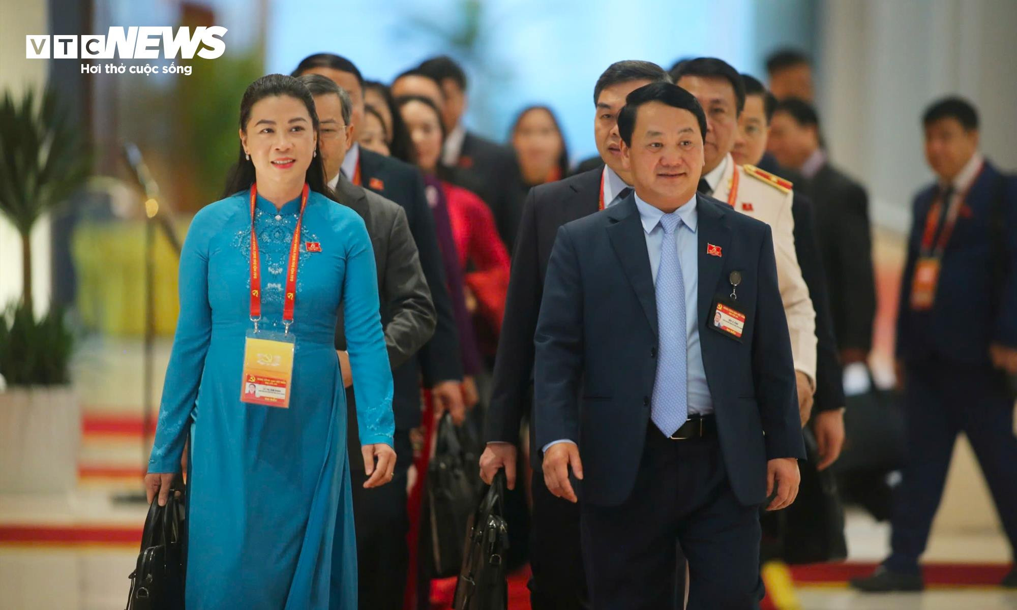 Sáng nay 21/1, các đại biểu thảo luận tại hội trường theo lịch trình Đại hội. (Ảnh: Duy Thành)