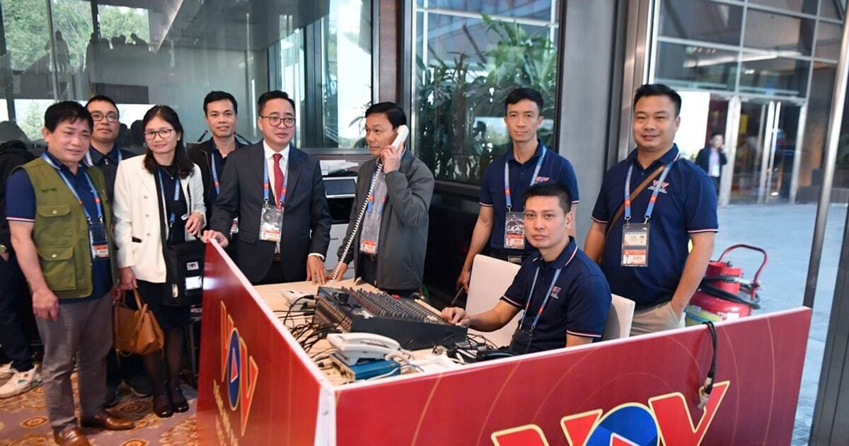 Khu vực tác nghiệp của VOV tại Trung tâm Báo chí của Đại hội XIV.