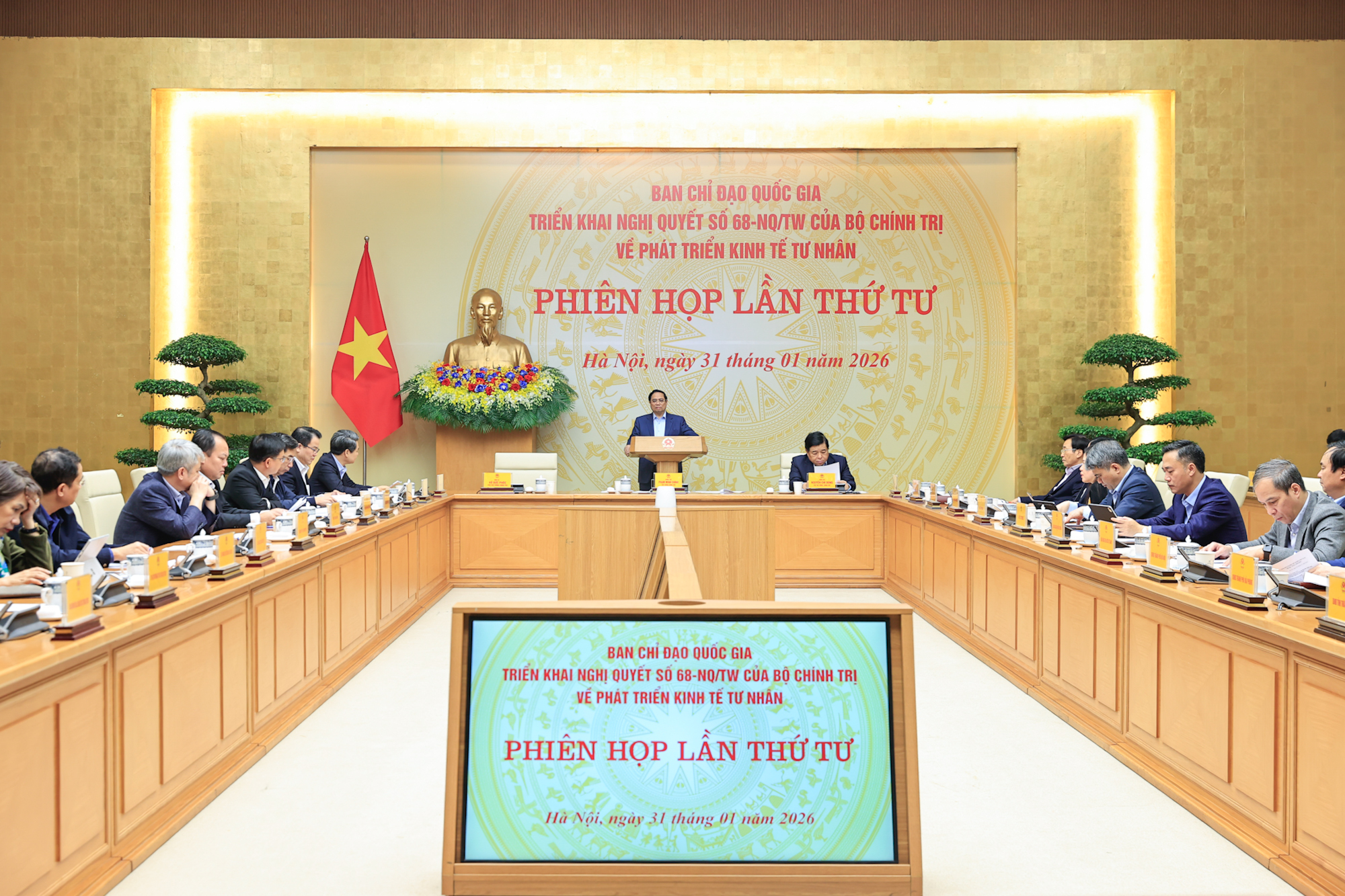 Toàn cảnh phiên họp. (Ảnh: VGP)