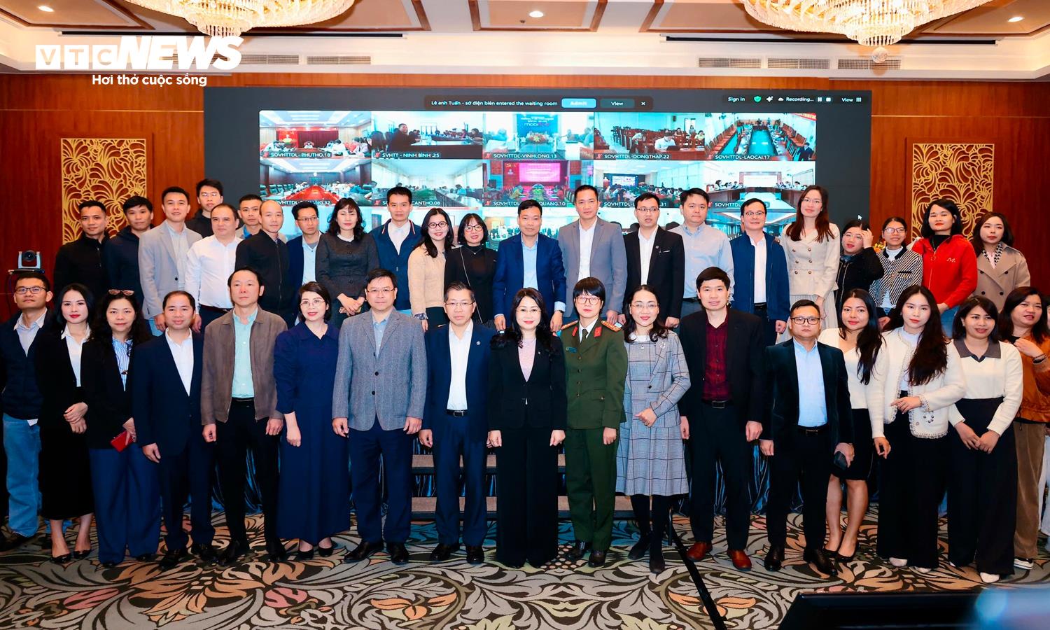 Các đại biểu tham dự hội nghị tại điểm cầu Trung ương.