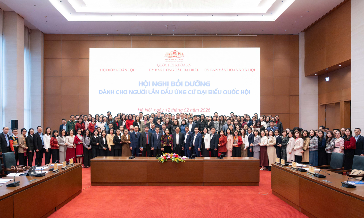 Các ứng viên đại biểu Quốc hội với lãnh đạo Quốc hội.