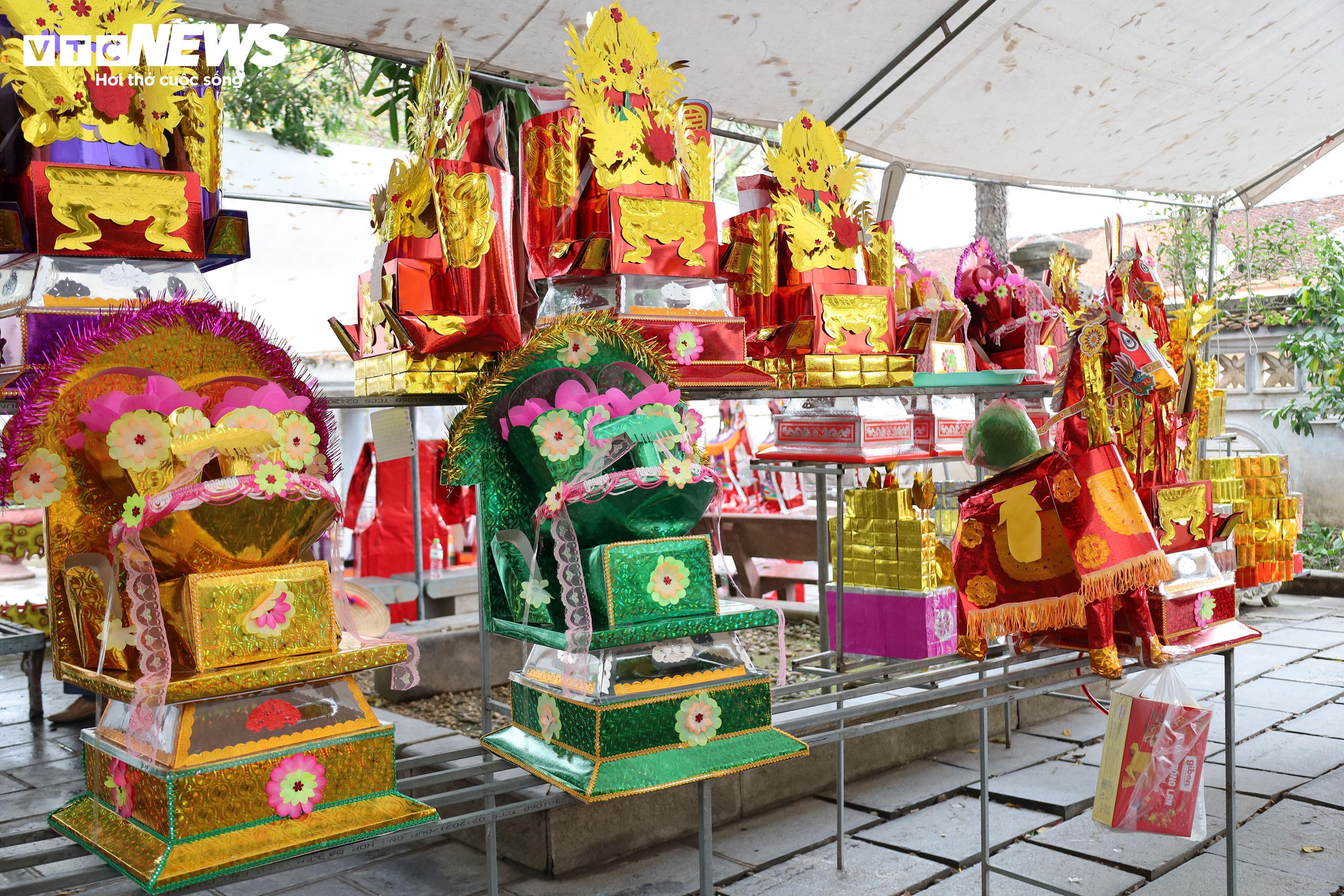 Ngột ngạt khói lửa, quá tải vàng mã ở lễ hội Côn Sơn - Kiếp Bạc - 24