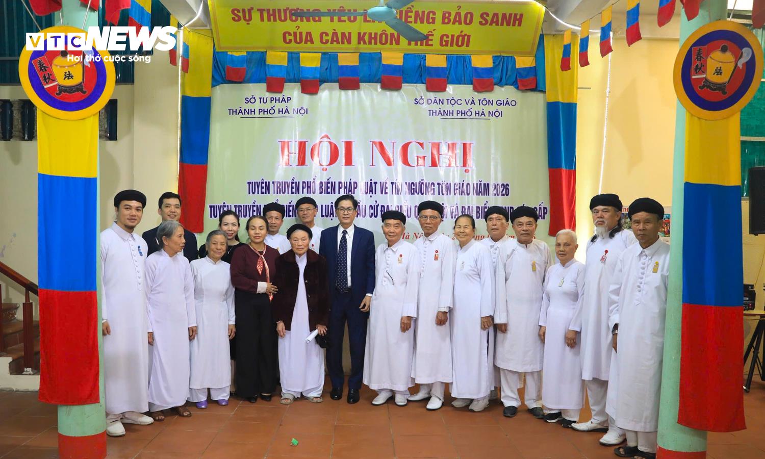 Thời gian qua, Sở Tư pháp cùng Sở Dân tộc và Tôn giáo Hà Nội tổ chức nhiều hội nghị tuyên truyền về bầu cử đại biểu Quốc hội và đại biểu HĐND các cấp dành cho các chức sắc tôn giáo.